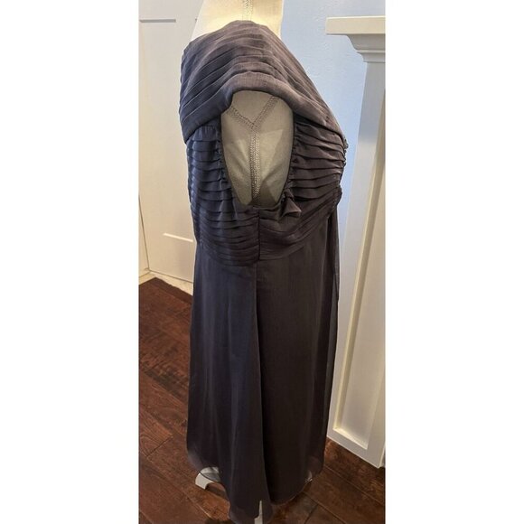 Adrianna Papell Occasions Dress SZ 16 Deep Silver-Gray Off-Shoulder Crystal Bead - Picture 9 of 10